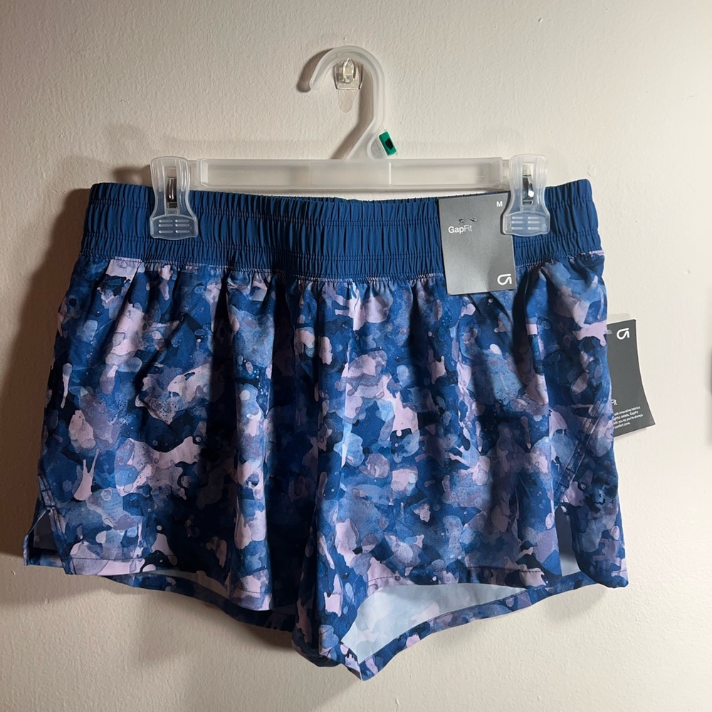 GAPfit Women's Shorts Size M